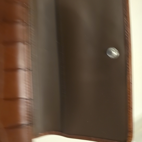 Dooney & Bourke Brown Crocodile Embossed Wallet - Picture 14 of 16